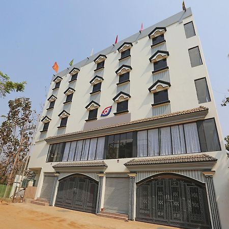 Hotel Super Capital O Sai Jagannath à Khandagiri Extérieur photo