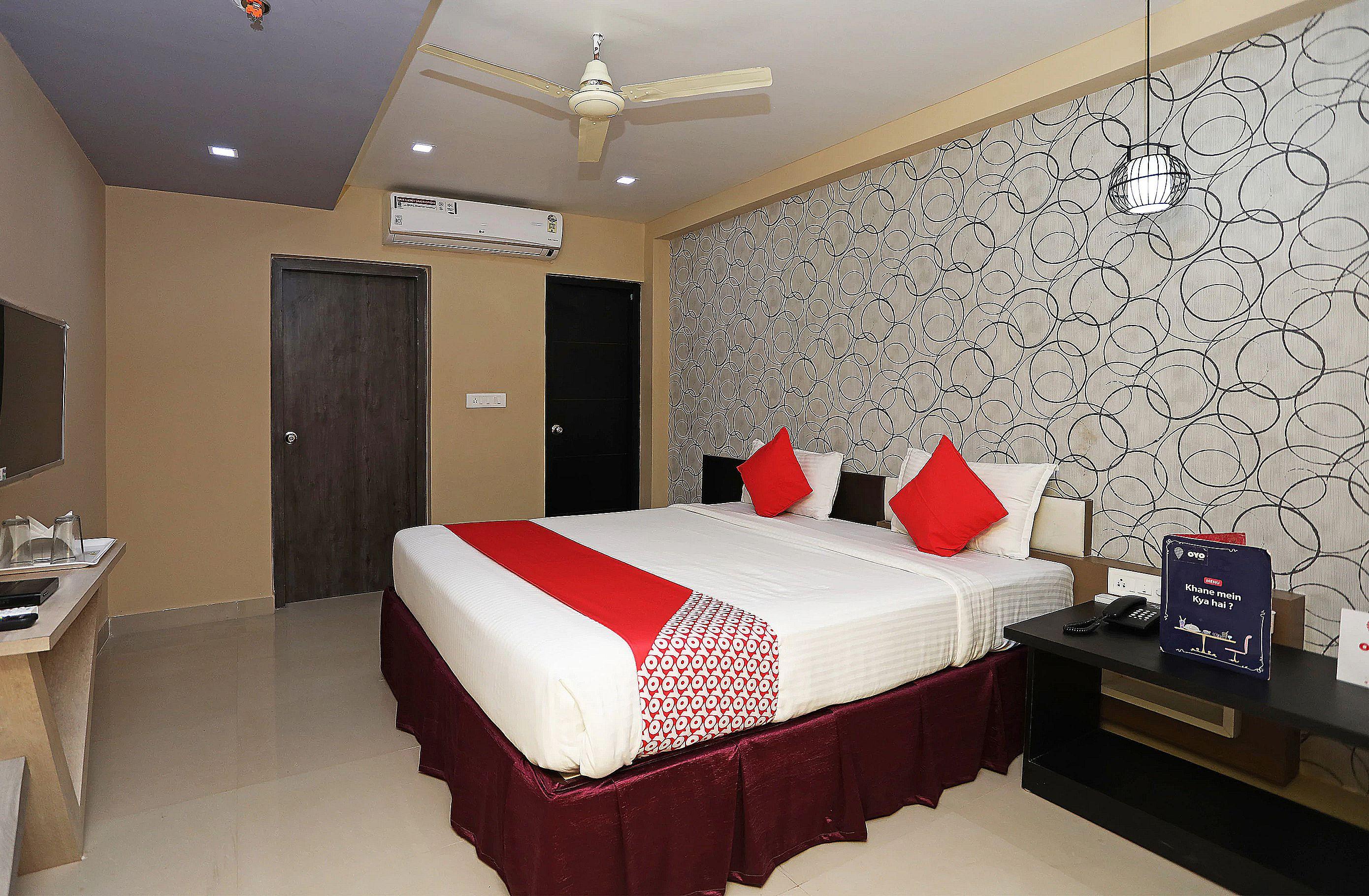 Hotel Super Capital O Sai Jagannath à Khandagiri Extérieur photo