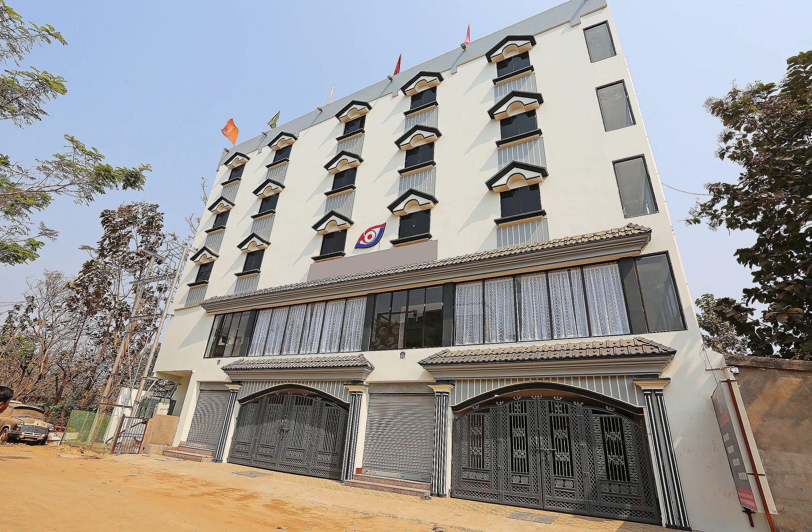 Hotel Super Capital O Sai Jagannath à Khandagiri Extérieur photo